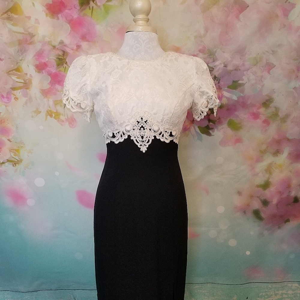 Vintage 90s Bari-Jay Evening Dress Size Small White Lace
